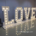 Marquee Brieven foar Weddings